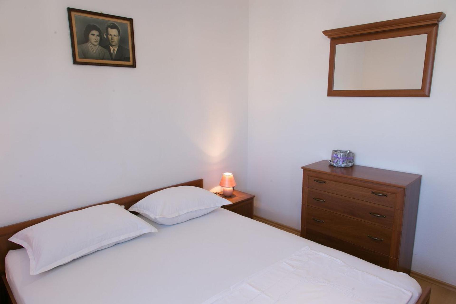 Apartments Ivica - 150M From Sea Trogir Extérieur photo
