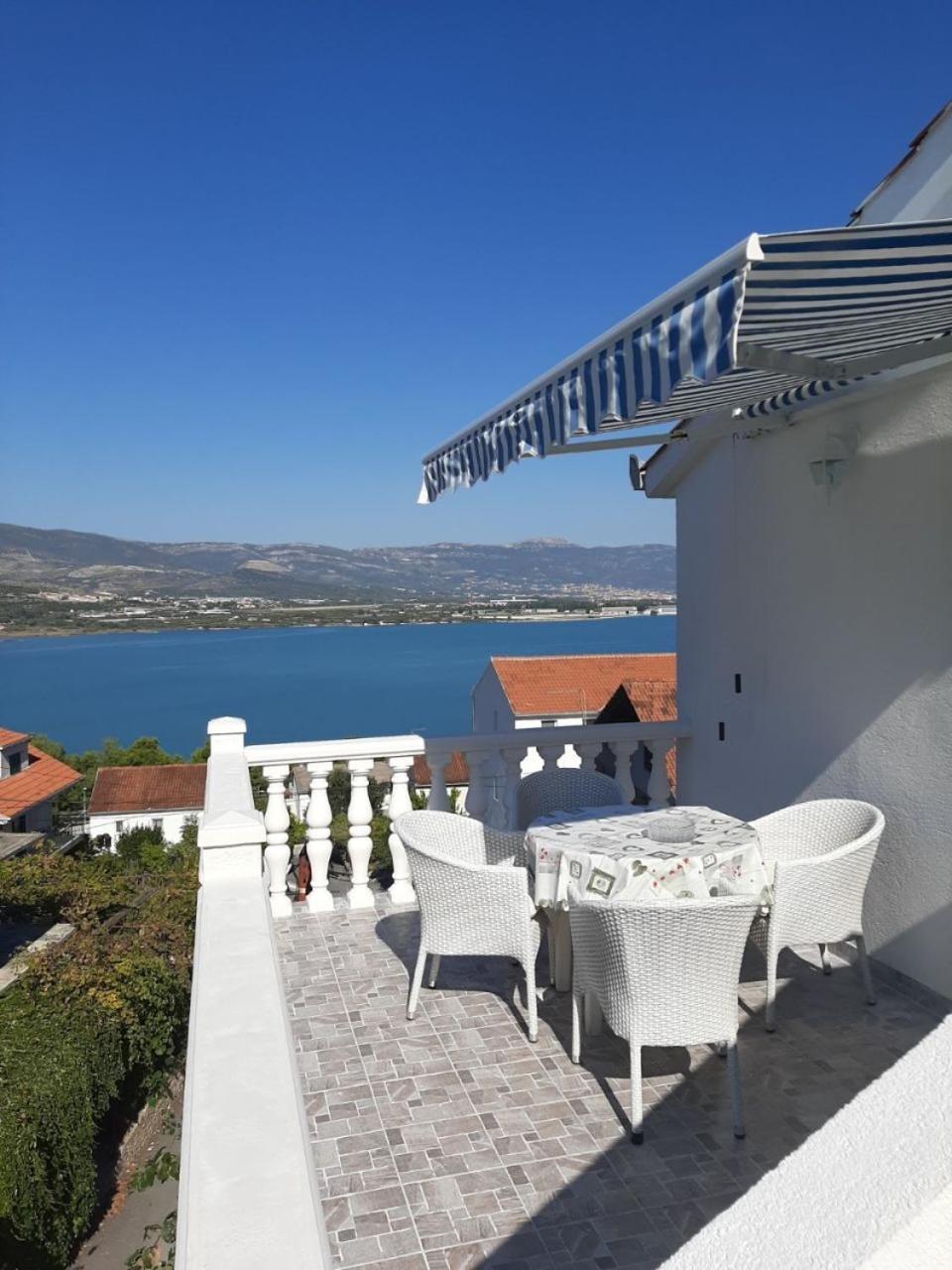 Apartments Ivica - 150M From Sea Trogir Extérieur photo