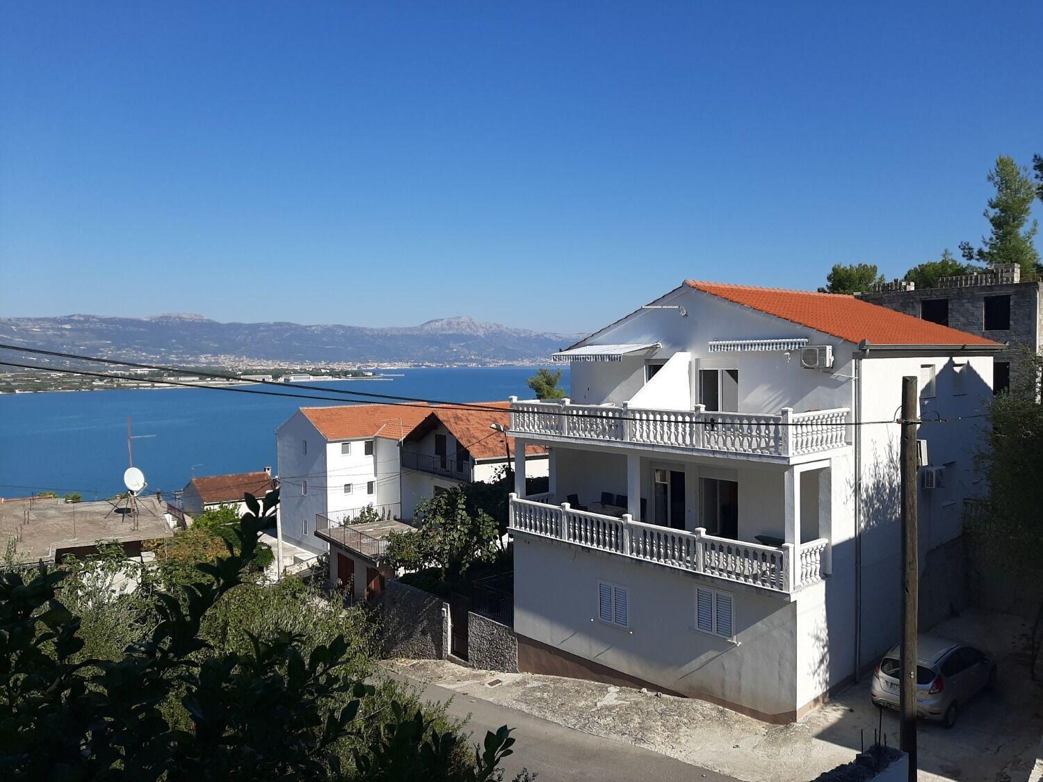Apartments Ivica - 150M From Sea Trogir Extérieur photo