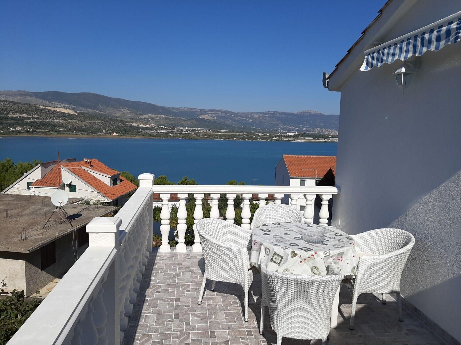 Apartments Ivica - 150M From Sea Trogir Extérieur photo